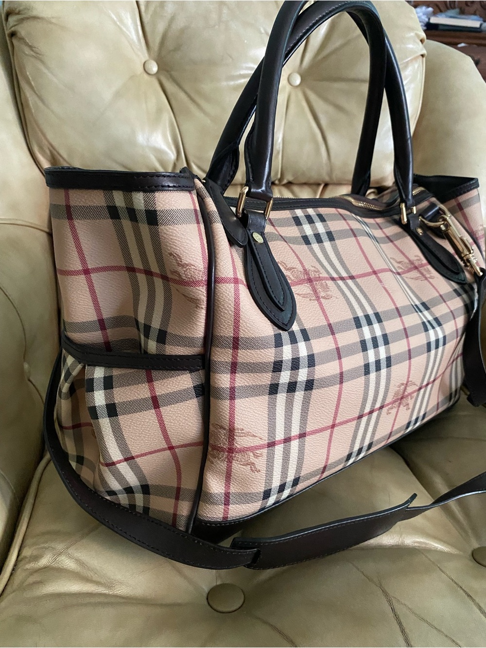 LKNW Burberry XL Travel Diaper Bag Haymarket Chocolate w/Strap Leather Canvas